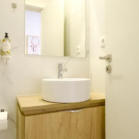 Magnolia 1 Luxury With Ac Metro Downtown Appartement Porto